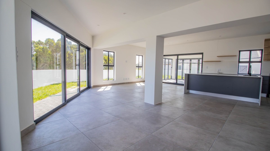 3 Bedroom Property for Sale in Shelley Point Western Cape